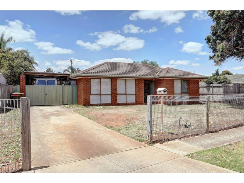 51 James Cook Drive, Melton West VIC 3337