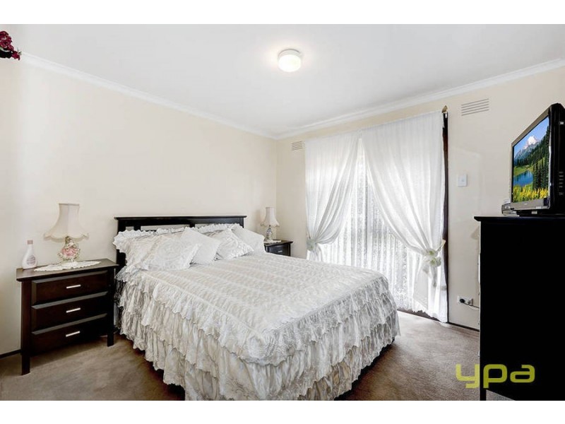 1/225 Station Road, Melton VIC 3337