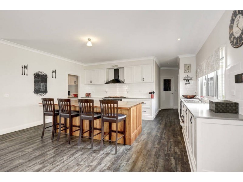 599 Eynesbury Road, Eynesbury VIC 3338