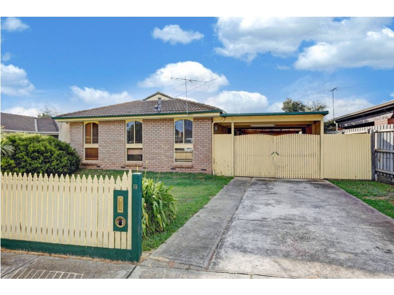 12 Eaton Street, Melton South VIC 3338