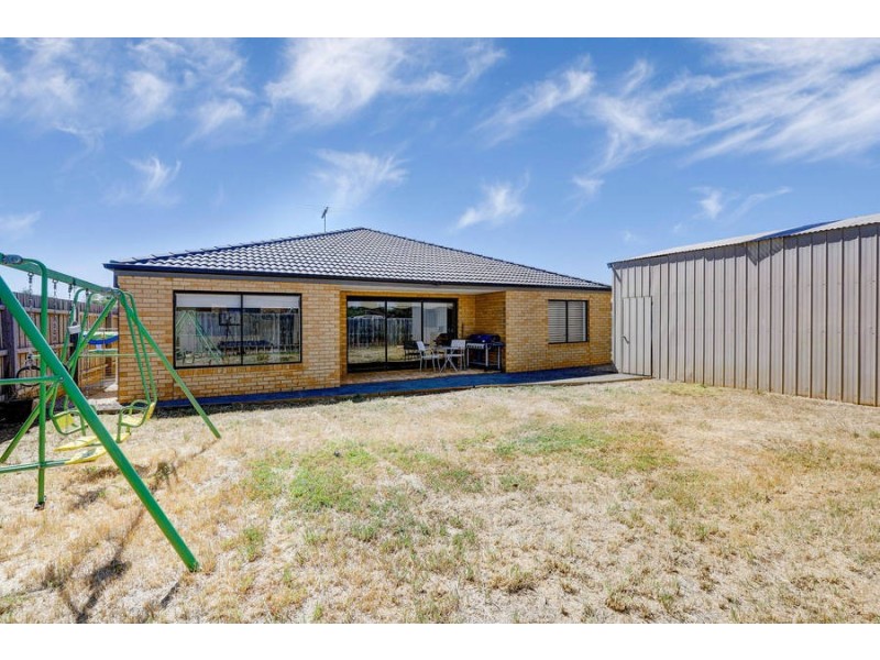 21 Brookfield Avenue, Brookfield VIC 3338