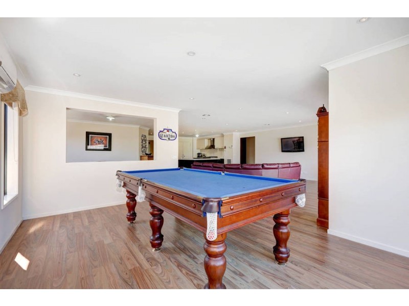 21 Brookfield Avenue, Brookfield VIC 3338