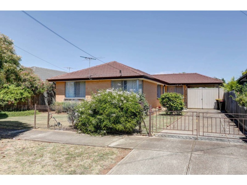 4 Judy Court, Melton VIC 3337