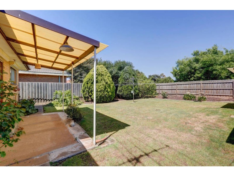 4 Judy Court, Melton VIC 3337