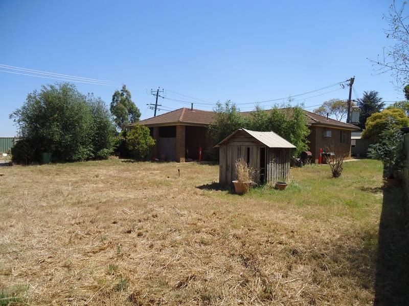 100 Rees Road, Melton South VIC 3338