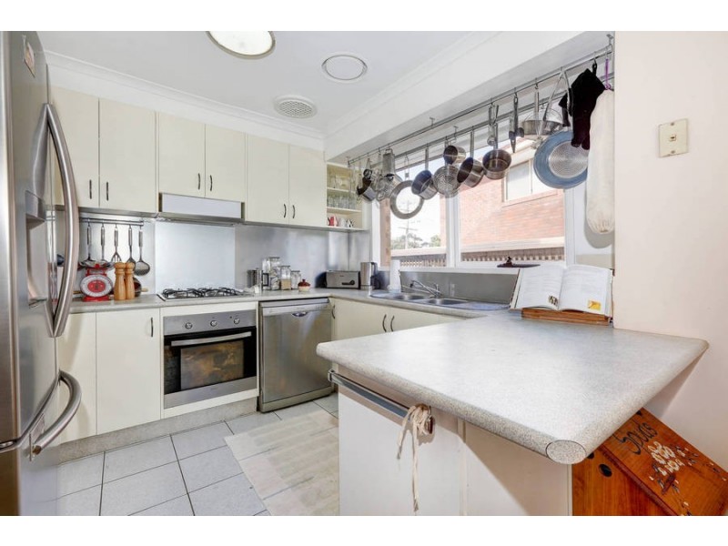 20 Fraser Street, Melton South VIC 3338