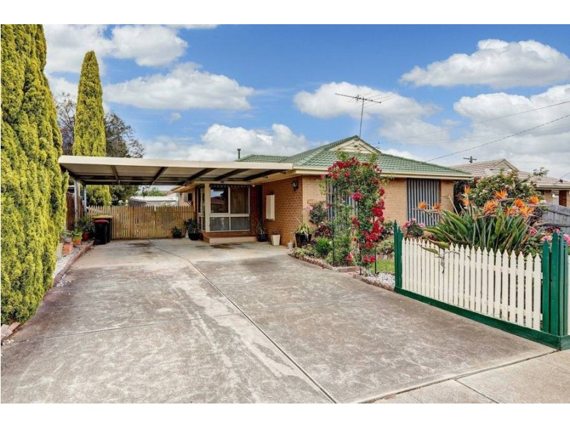 16 Lorimer Street, Melton VIC 3337