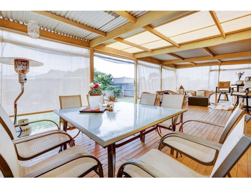 16 Lorimer Street, Melton VIC 3337