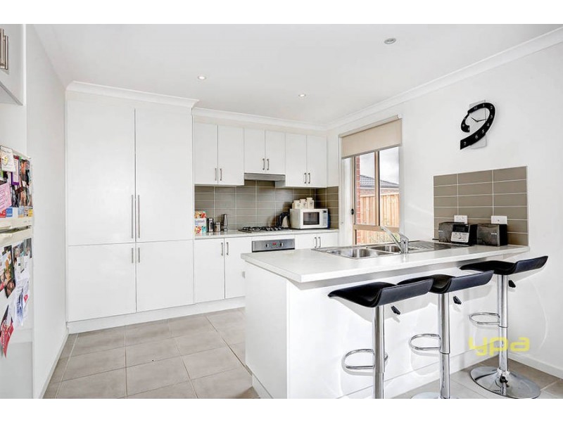 2 Pittos Avenue, Brookfield VIC 3338