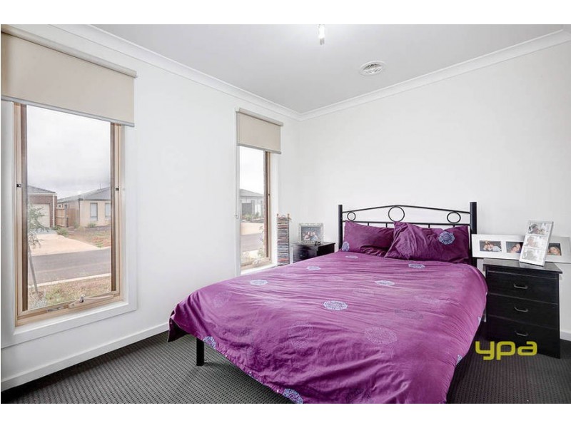 2 Pittos Avenue, Brookfield VIC 3338