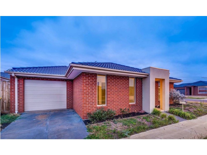19 Triandra Drive, Brookfield VIC 3338