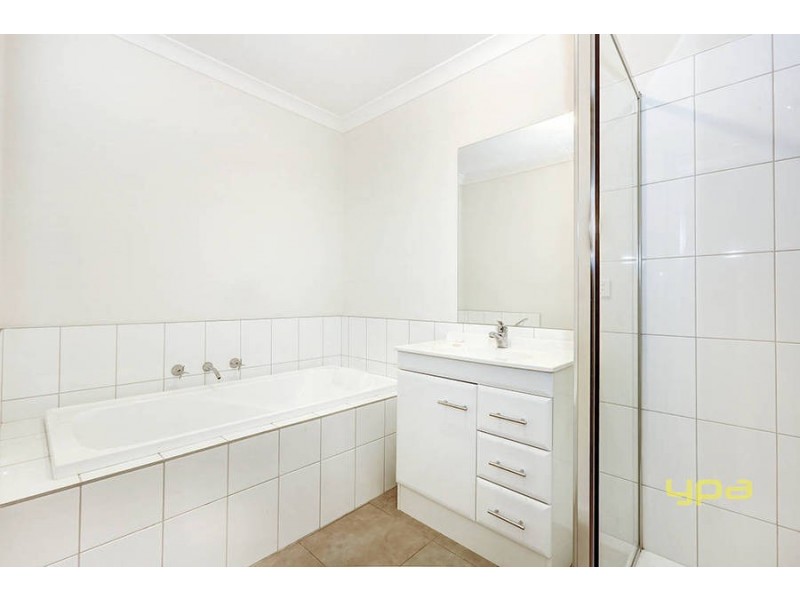 19 Triandra Drive, Brookfield VIC 3338