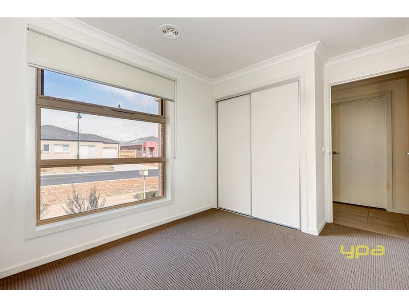 19 Triandra Drive, Brookfield VIC 3338