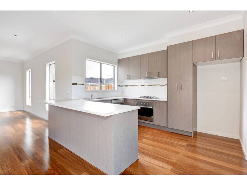 4/1 Glencoe Street, Kurunjang VIC 3337