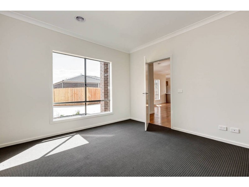 4/1 Glencoe Street, Kurunjang VIC 3337