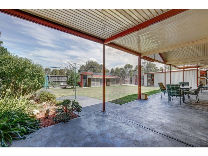 26 Darlingsford Boulevard, Melton VIC 3337