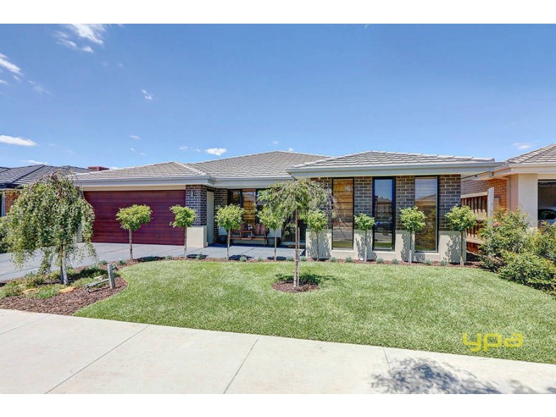 23 Merrystowe Way, Melton West VIC 3337