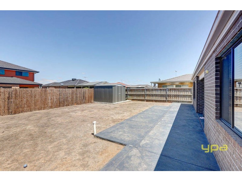 23 Merrystowe Way, Melton West VIC 3337