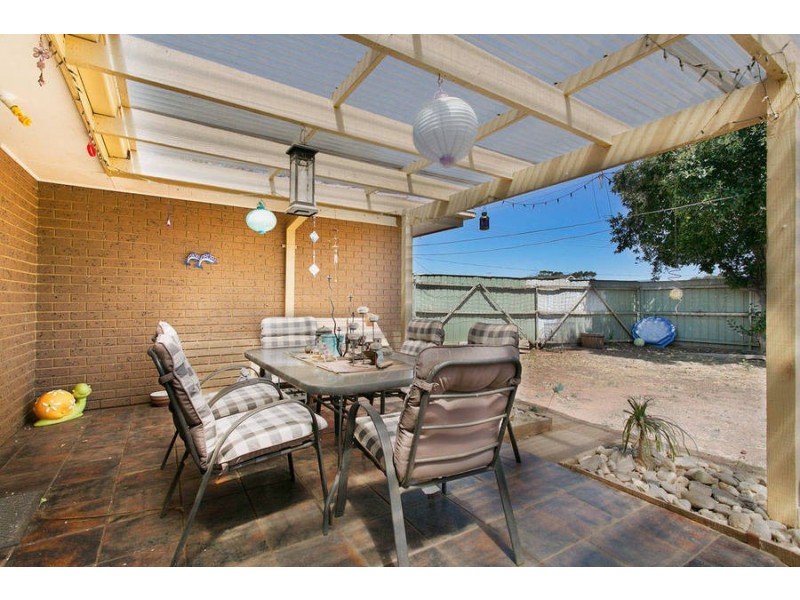 5 Kinloch Road, Melton VIC 3337