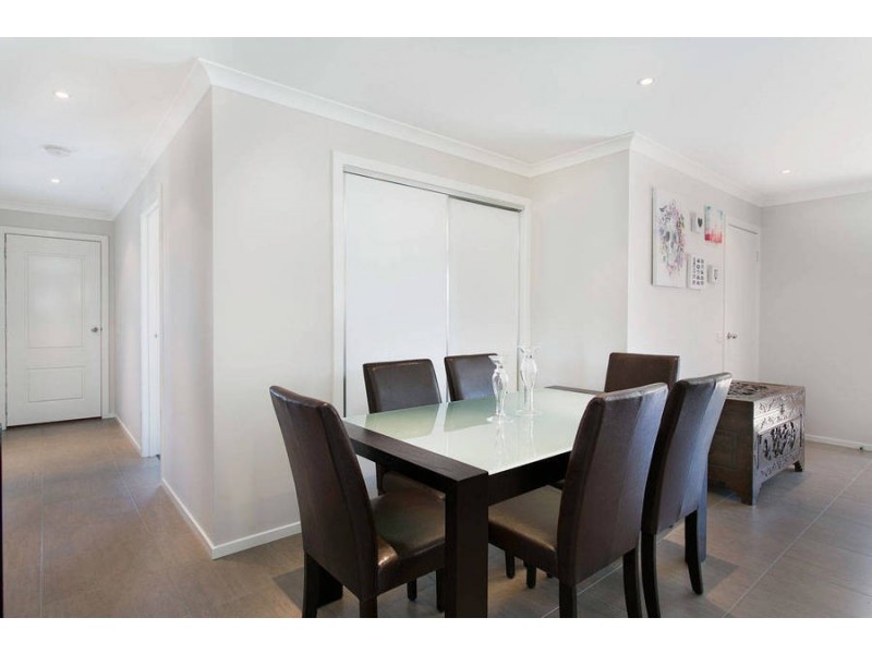 12 Amelia Place, Melton West VIC 3337