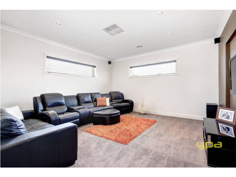 44 Sovereign Boulevard, Melton West VIC 3337