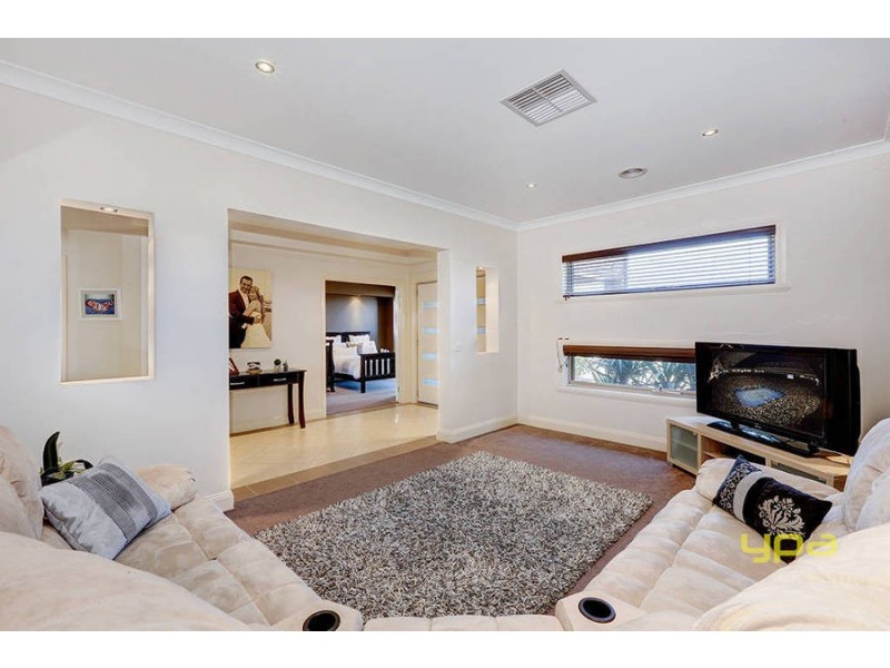 44 Sovereign Boulevard, Melton West VIC 3337