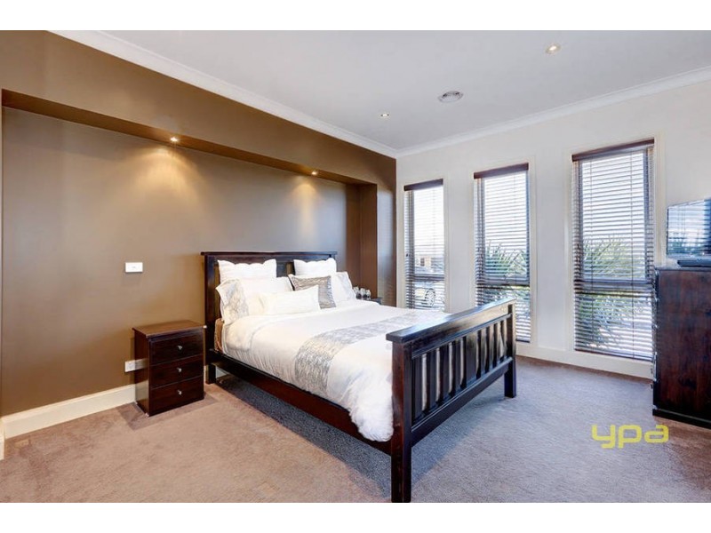 44 Sovereign Boulevard, Melton West VIC 3337