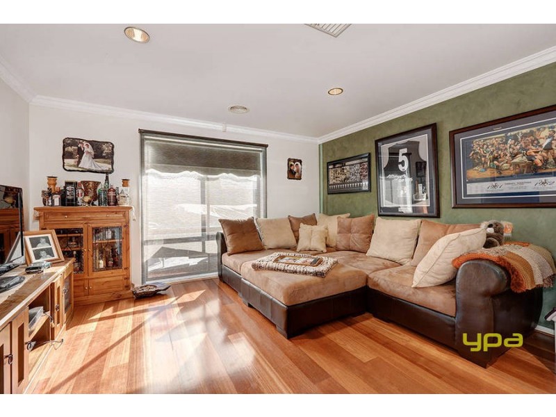 6 Priscilla Court, Melton West VIC 3337