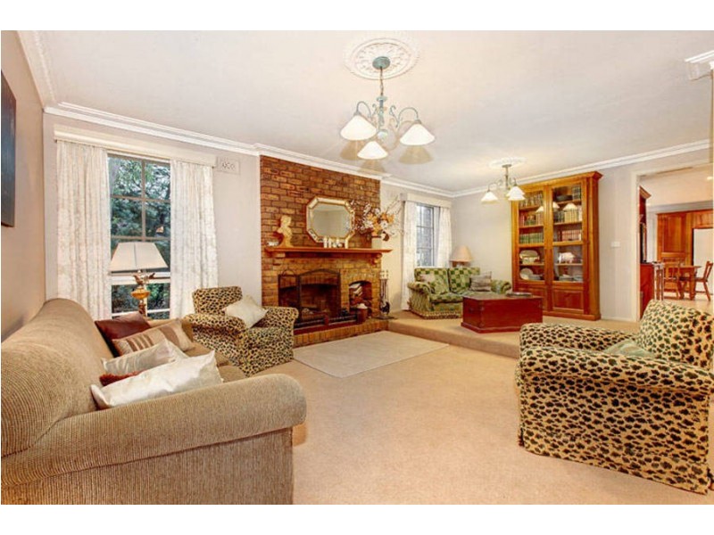 4 Pinkerton Street, Melton VIC 3337