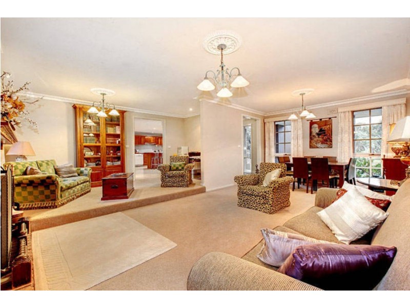 4 Pinkerton Street, Melton VIC 3337