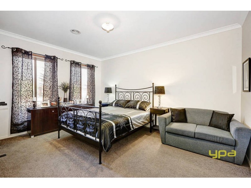 8 Natasha Court, Brookfield VIC 3338