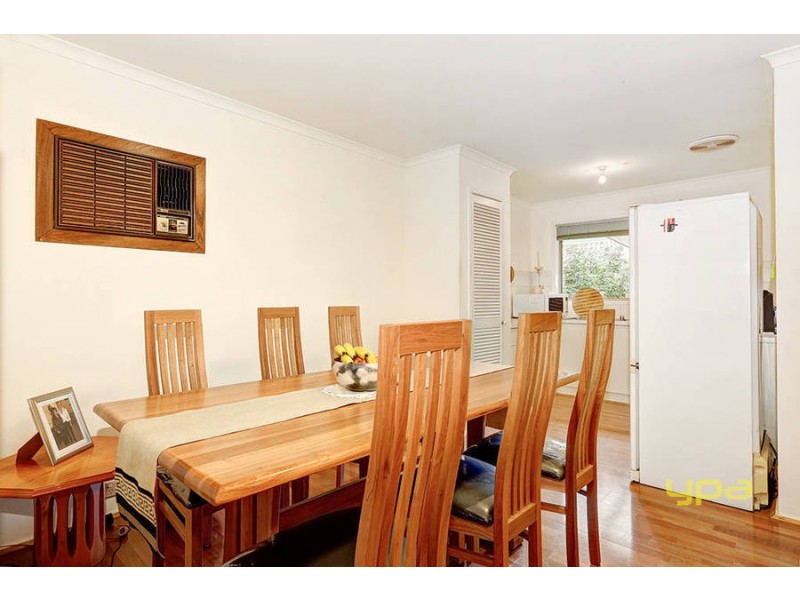 1/31 Acacia Crescent, Melton South VIC 3338