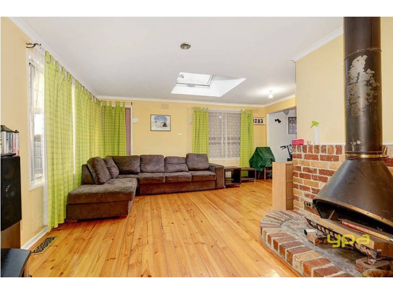 2 Lorimer Street, Melton VIC 3337