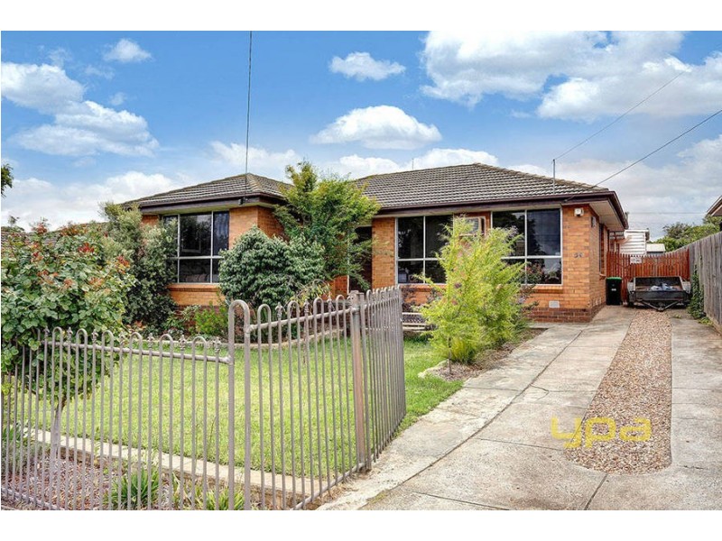 34 Tern Court, Melton VIC 3337