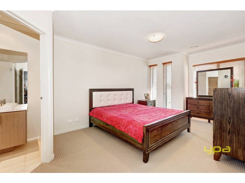 35 Merrystowe Way, Melton West VIC 3337