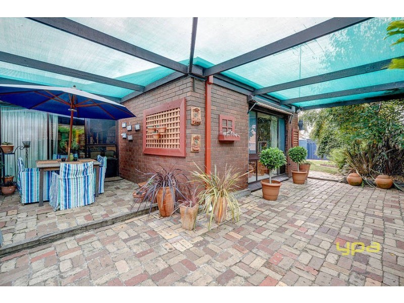 7 Kamil Street, Melton South VIC 3338