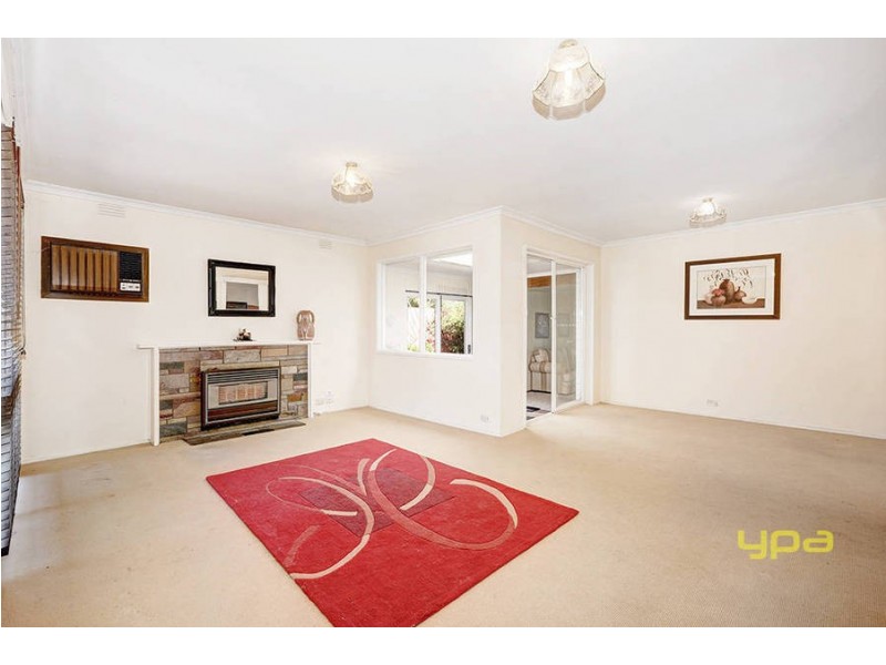 53 Andrew Street, Melton South VIC 3338