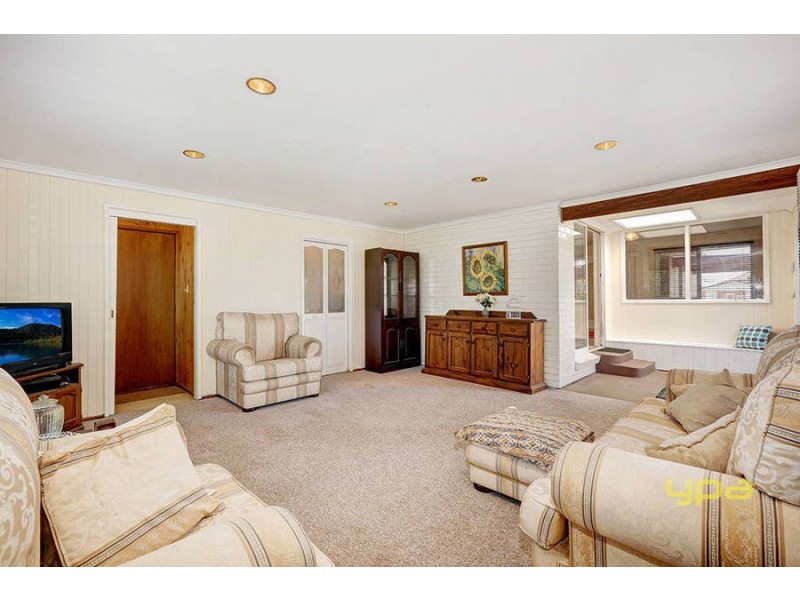 53 Andrew Street, Melton South VIC 3338