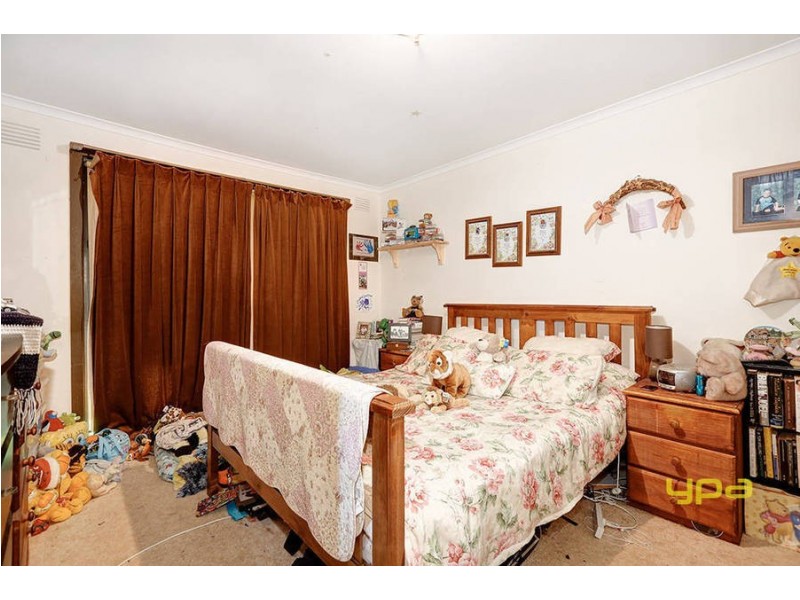 47  Bernard Drive, Melton South VIC 3338