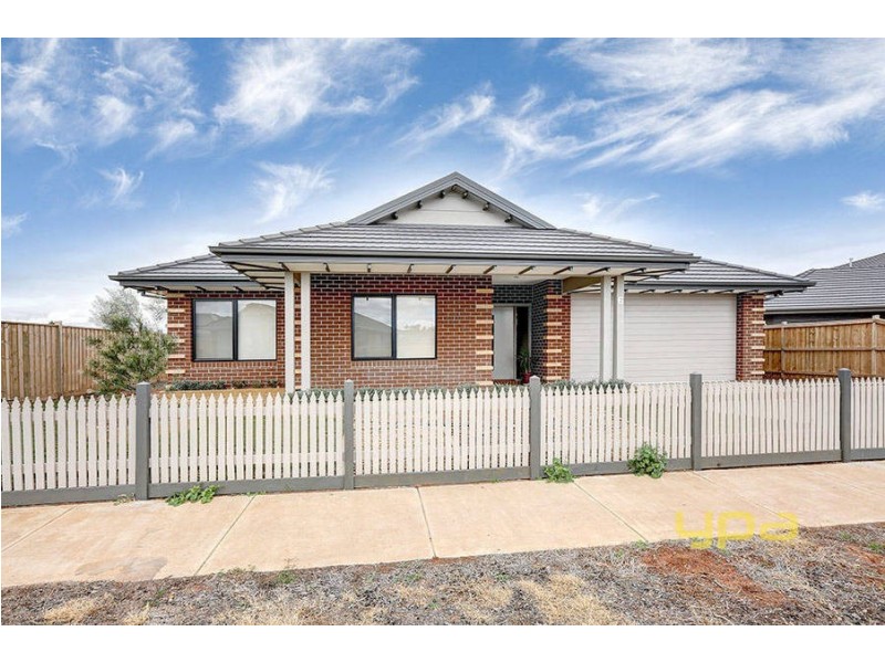 6 Eaglehawk Boulevard, Eynesbury VIC 3338