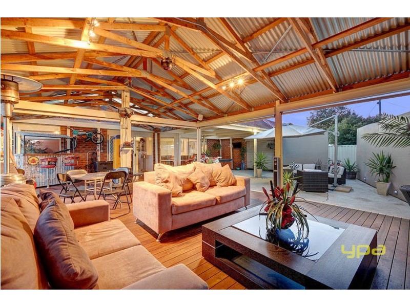 17 David Street, Melton South VIC 3338