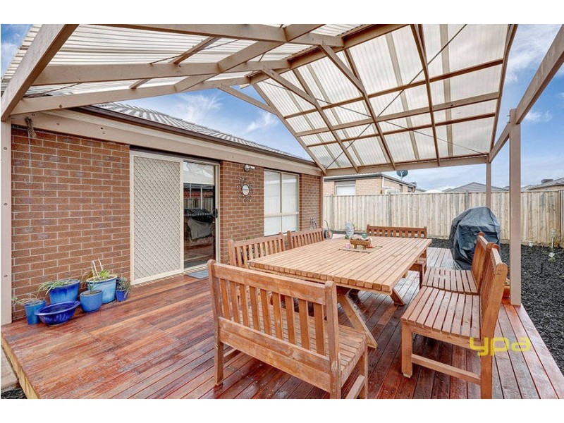 7 Pittos Avenue, Brookfield VIC 3338