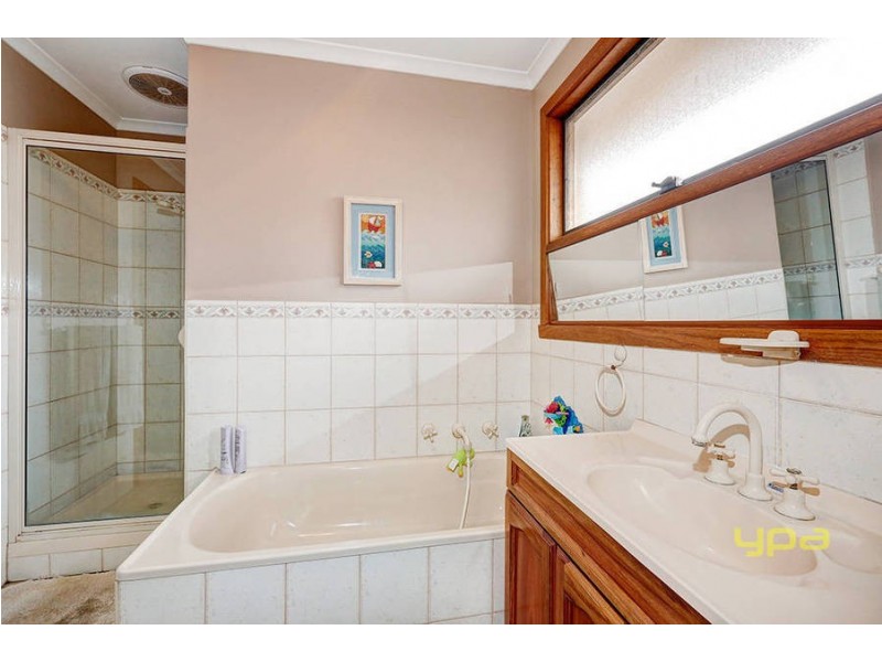 2 Barar Court, Kurunjang VIC 3337