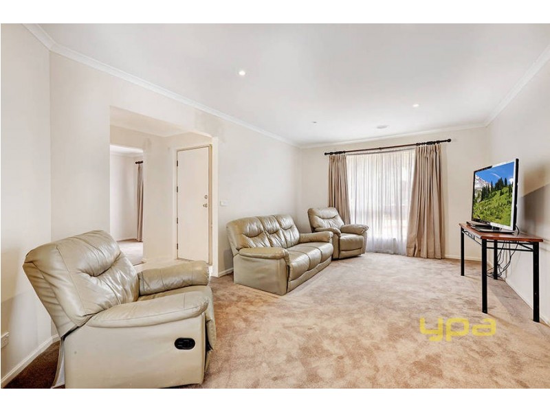 34 Archer Drive, Kurunjang VIC 3337