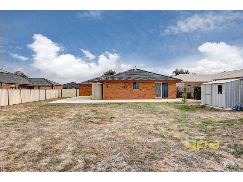 34 Archer Drive, Kurunjang VIC 3337