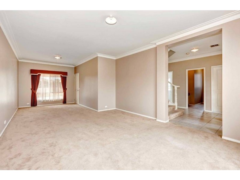 6 Jonson Avenue, Melton West VIC 3337