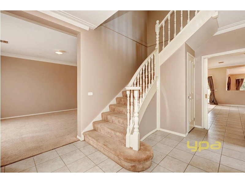 6 Jonson Avenue, Melton West VIC 3337