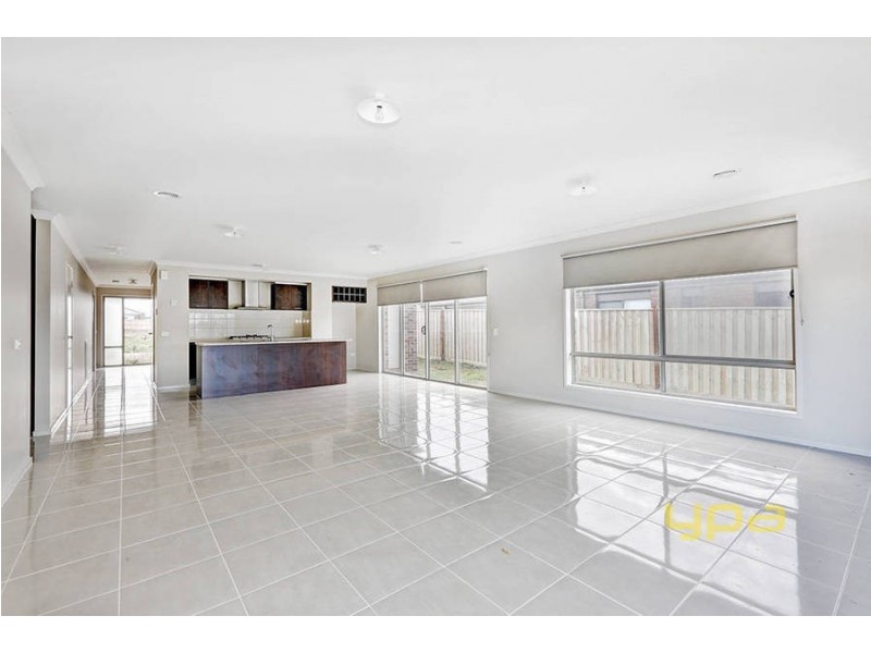 4 Portman Avenue, Melton West VIC 3337