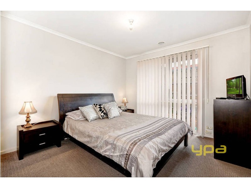 4 Parkway, Melton West VIC 3337