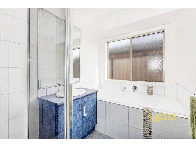 17 Banker Street, Kurunjang VIC 3337